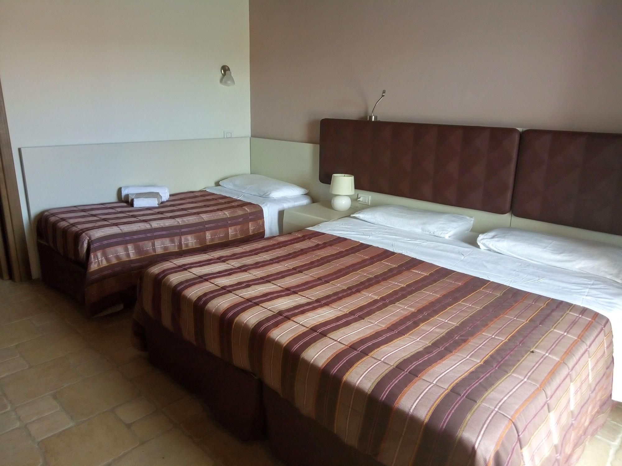 Liscia Country Relais Vendégház Sant'Antonio di Gallura Kültér fotó