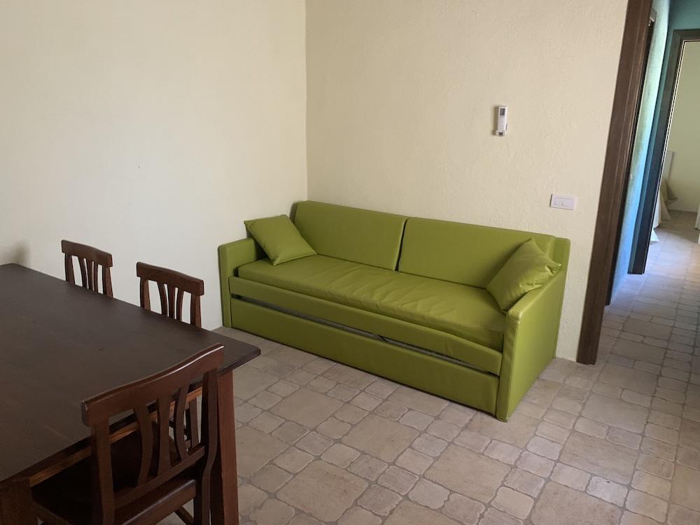 Liscia Country Relais Vendégház Sant'Antonio di Gallura Kültér fotó