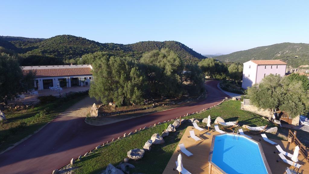 Liscia Country Relais Vendégház Sant'Antonio di Gallura Kültér fotó